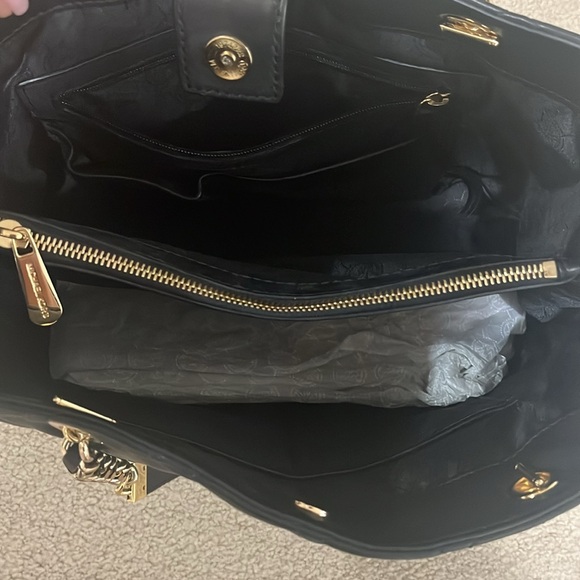 MICHAEL KORS TOTE BAG NEW NO TAGS - Picture 2 of 12